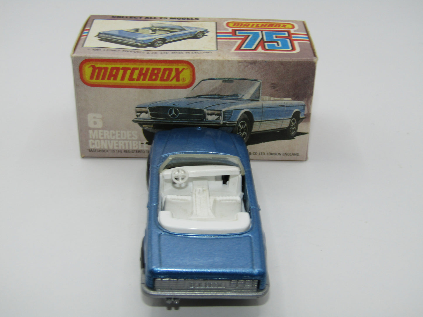 Matchbox Superfast 6B Mercedes 350SL Convertible MALTESE CROSS wheels