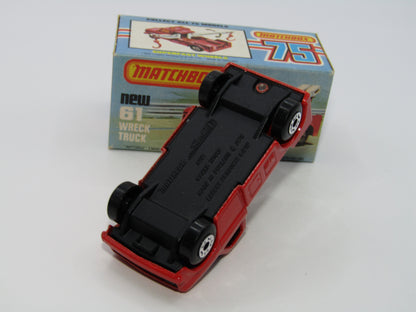 Matchbox Superfast 61B Wreck Truck Red, BLUE Windows White Boom Red Hooks