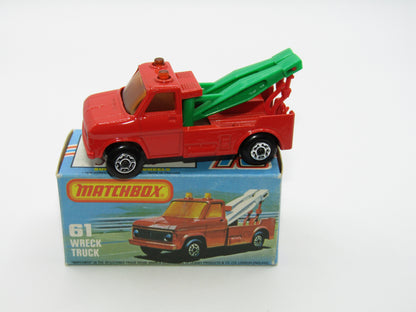 Matchbox Superfast 61B Wreck Truck Red, GREEN Booms, Red Hooks