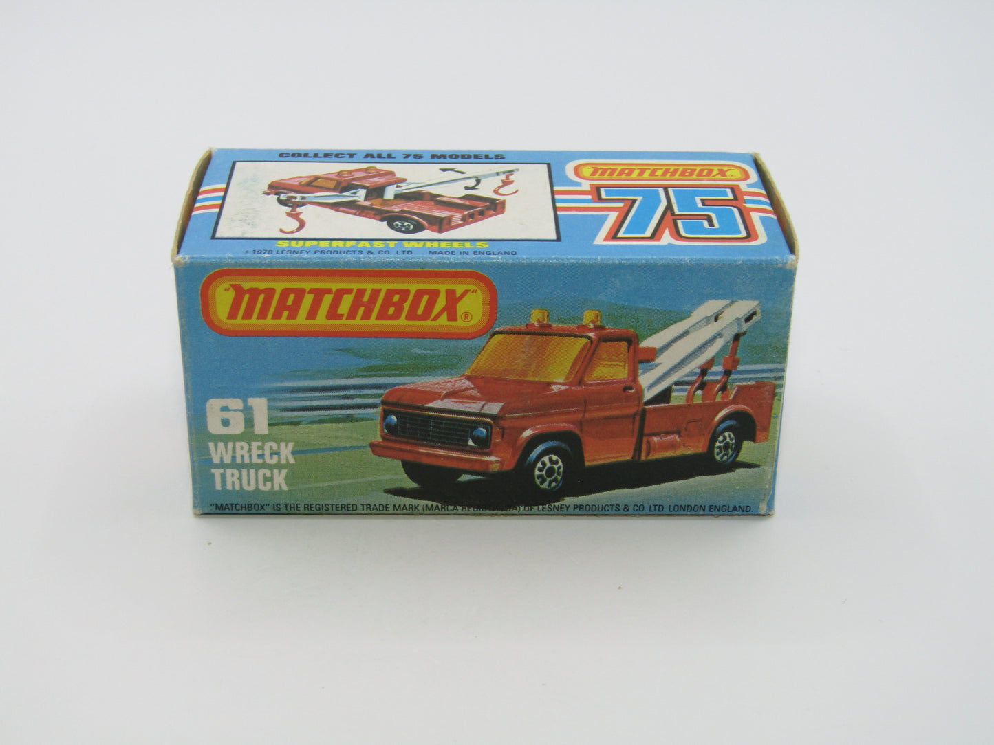 Matchbox Superfast 61B Wreck Truck Red, GREEN Booms, Red Hooks
