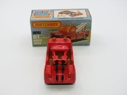 Matchbox Superfast 61B Wreck Truck Red Booms Black Hooks Satin Black Base