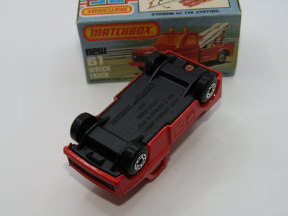 Matchbox Superfast 61B Wreck Truck Red Booms Black Hooks Satin Black Base