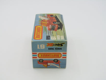 Matchbox Superfast 61B Wreck Truck Red Booms Black Hooks Satin Black Base