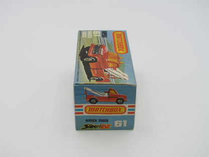 Matchbox Superfast 61B Wreck Truck Red Booms Black Hooks Satin Black Base