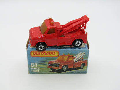 Matchbox Superfast 61B Wreck Truck Red, Red Boom, Red Hooks, GREY Base