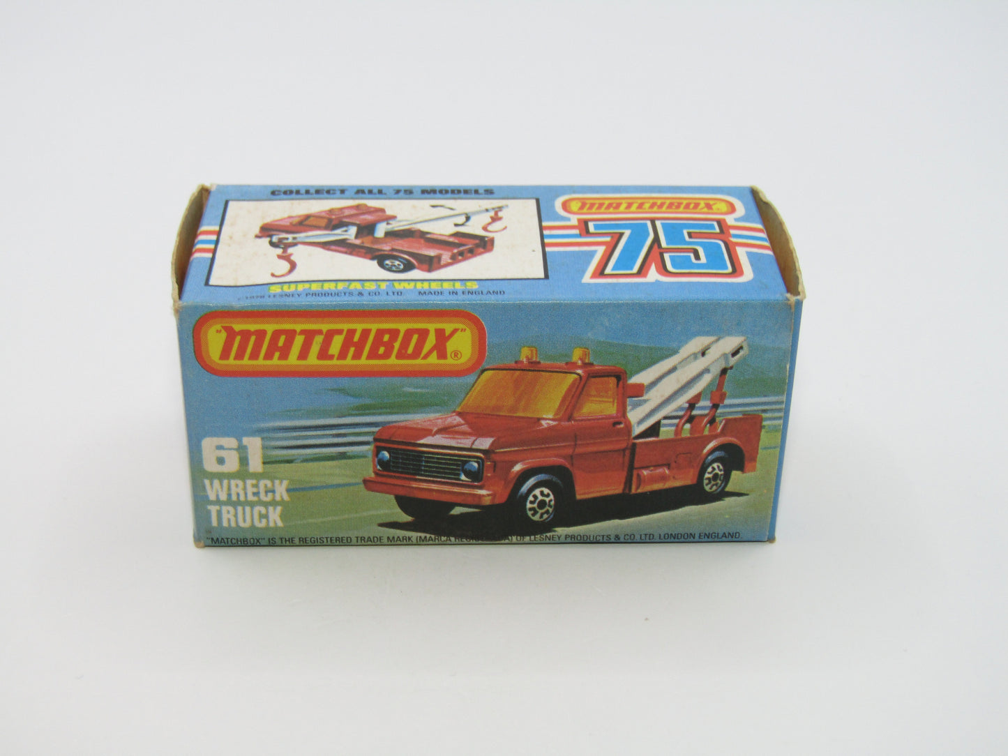 Matchbox Superfast 61B Wreck Truck Red, Red Boom, Red Hooks, GREY Base