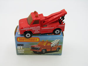 Matchbox Superfast 61B Wreck Truck Radio Dispatches RED BOOM, Black Hooks