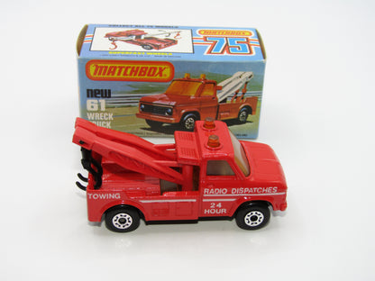 Matchbox Superfast 61B Wreck Truck Radio Dispatches RED BOOM, Black Hooks