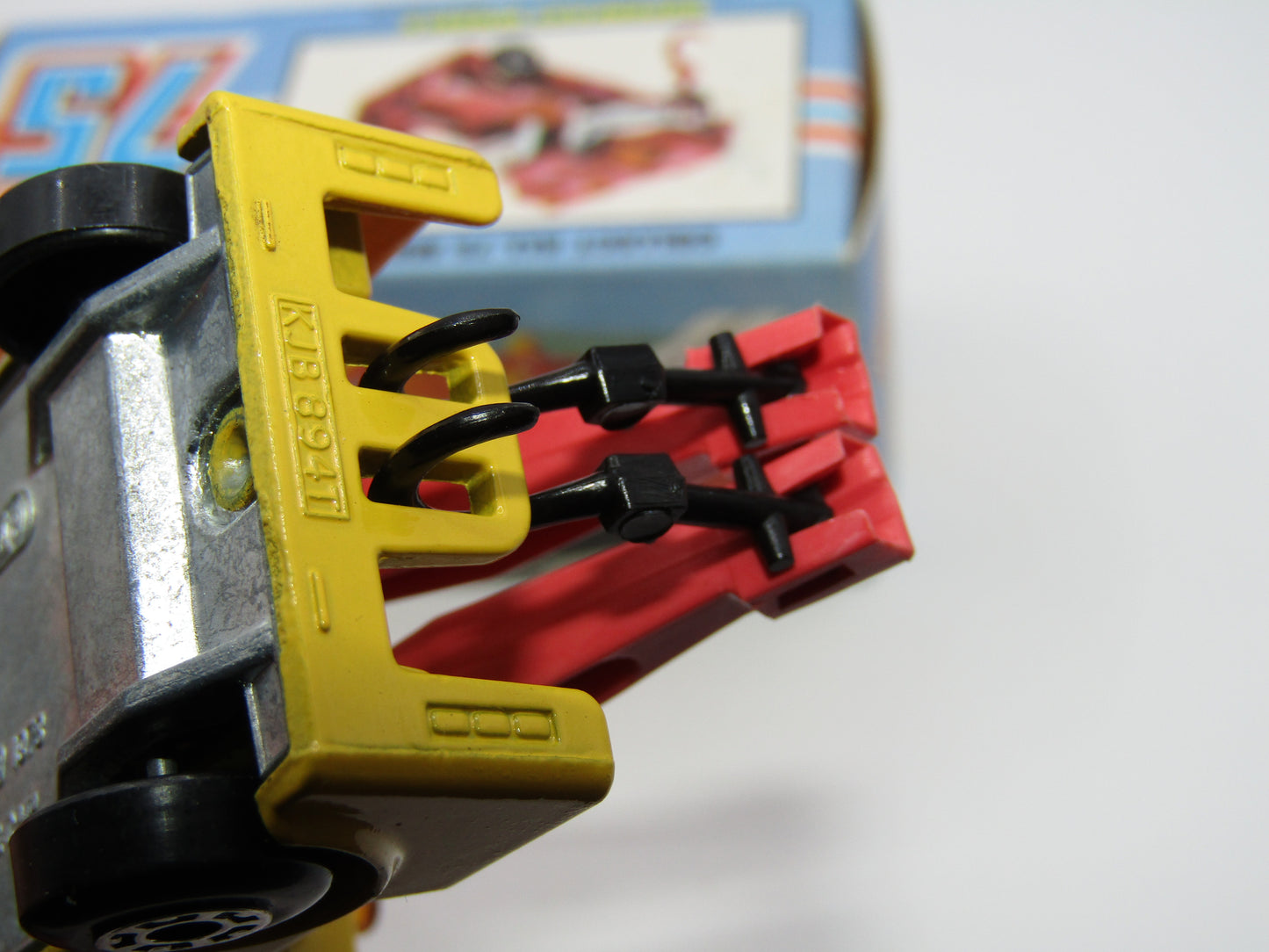 Matchbox Superfast 61B Wreck Truck Yellow CORAL PINK Booms UNPAINTED Base