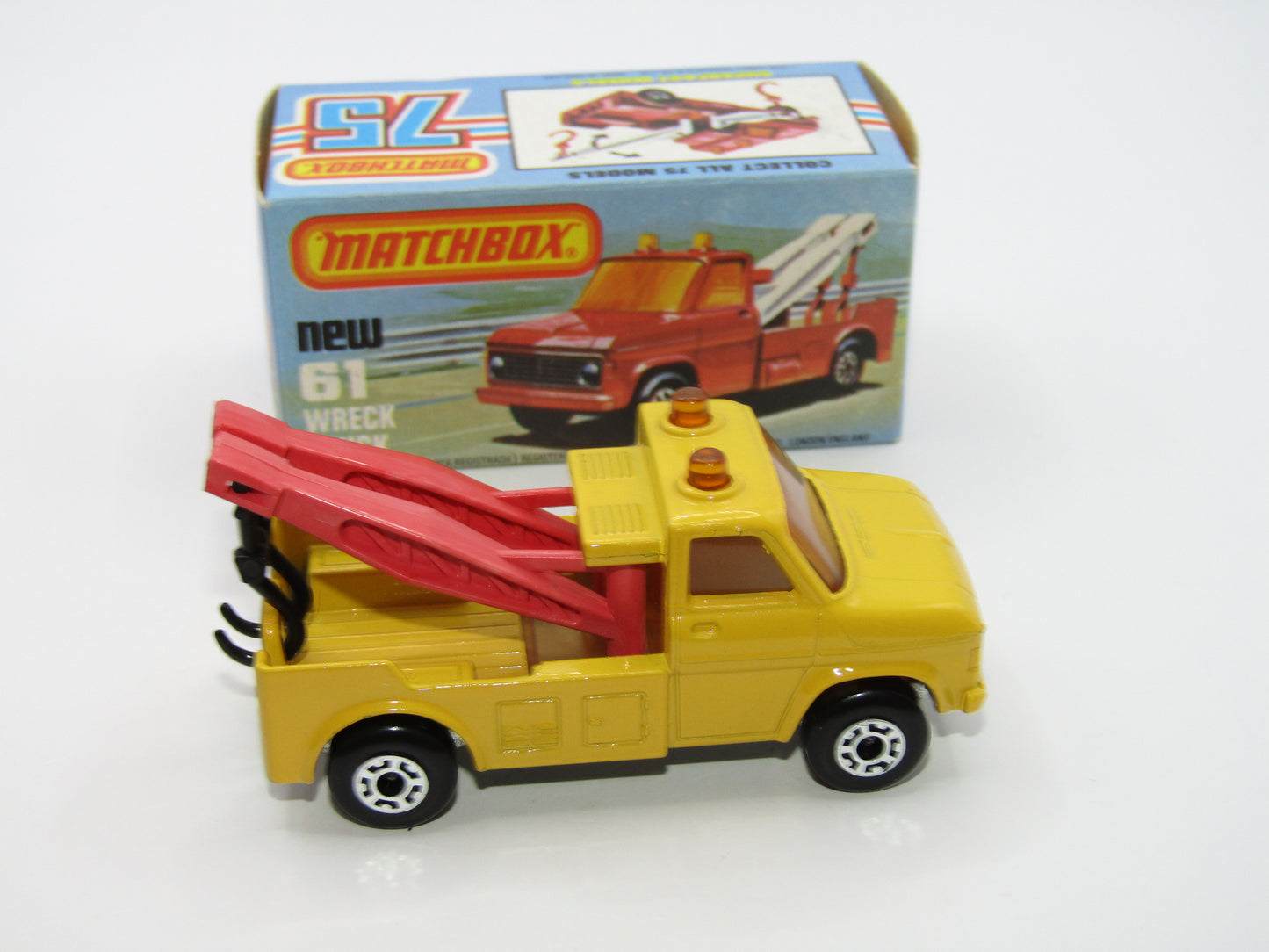 Matchbox Superfast 61B Wreck Truck Yellow CORAL PINK Booms UNPAINTED Base