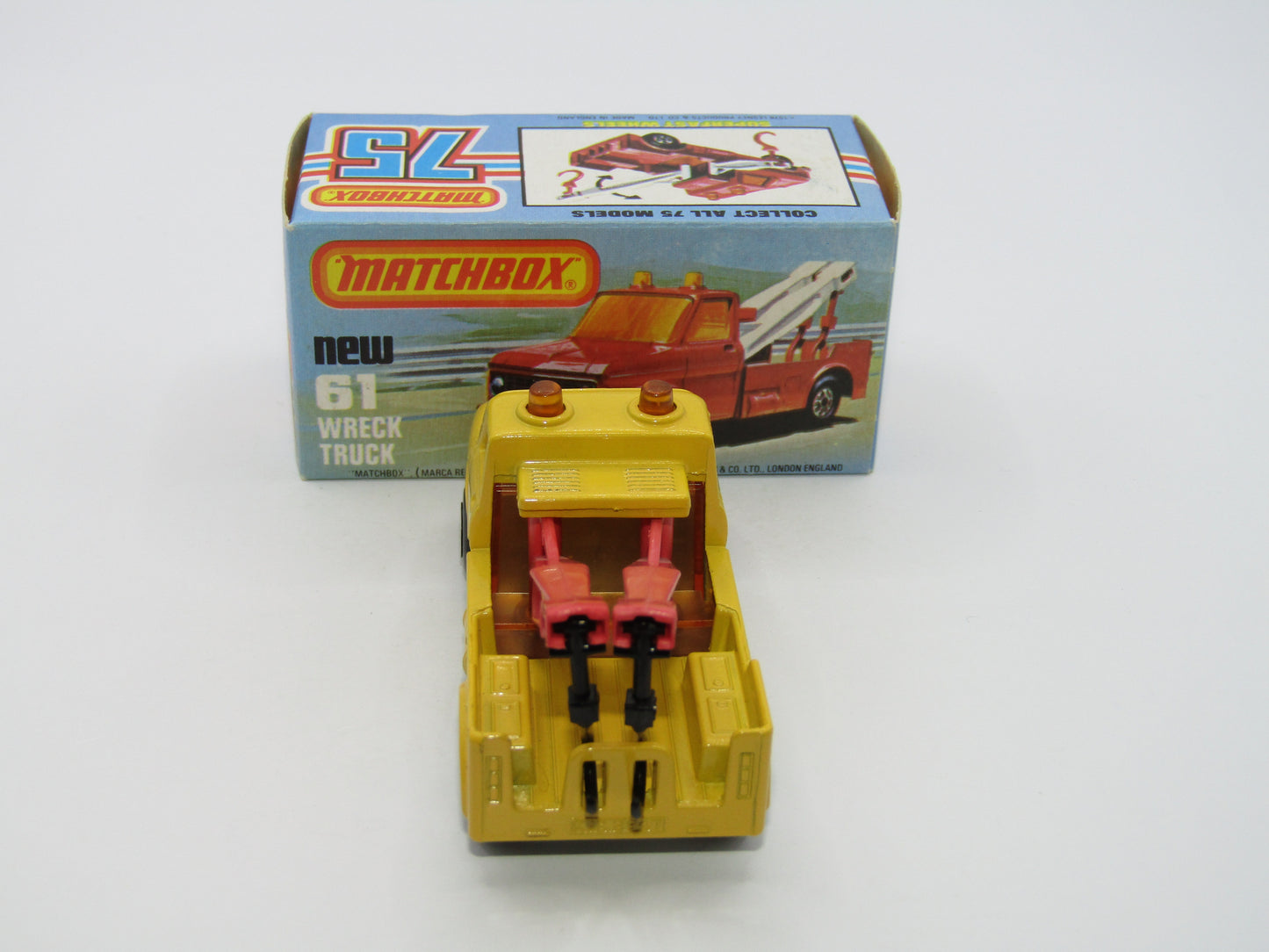 Matchbox Superfast 61B Wreck Truck Yellow CORAL PINK Booms UNPAINTED Base