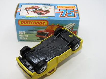 Matchbox Superfast 61B Wreck Truck LEMON YELLOW White Booms, BLACK Hooks