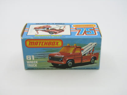 Matchbox Superfast 61B Wreck Truck LEMON YELLOW White Booms, BLACK Hooks