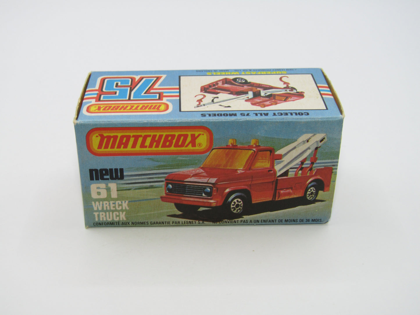 Matchbox Superfast 61B Wreck Truck VERY DARK YELLOW White Booms Red Hooks