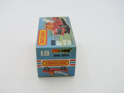 Matchbox Superfast 61B Wreck Truck VERY DARK YELLOW White Booms Red Hooks