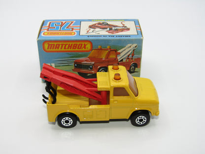 Matchbox Superfast 61B Wreck Truck Yellow Red Booms Black Hooks Unpainted Base