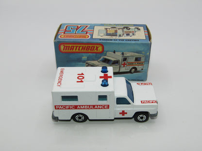 Matchbox Superfast 41C Ambulance PACIFIC Ambulance Unpainted Base