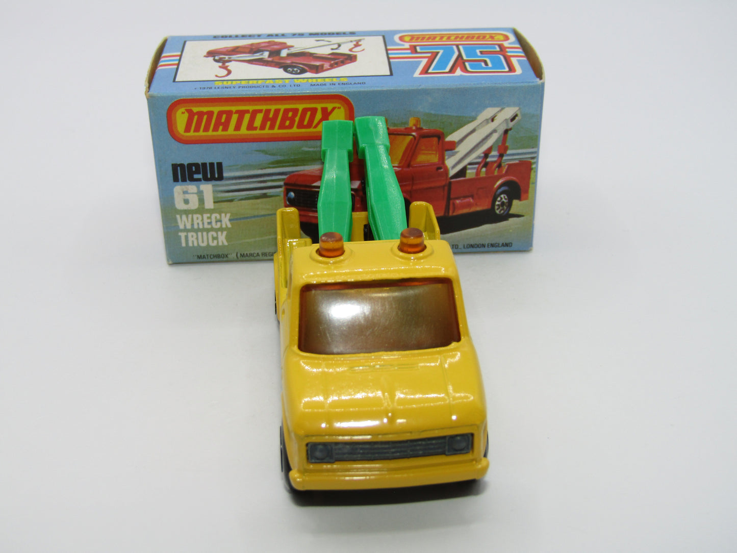 Matchbox Superfast 61B Wreck Truck GREEN Booms Black Hooks UNPAINTED Base