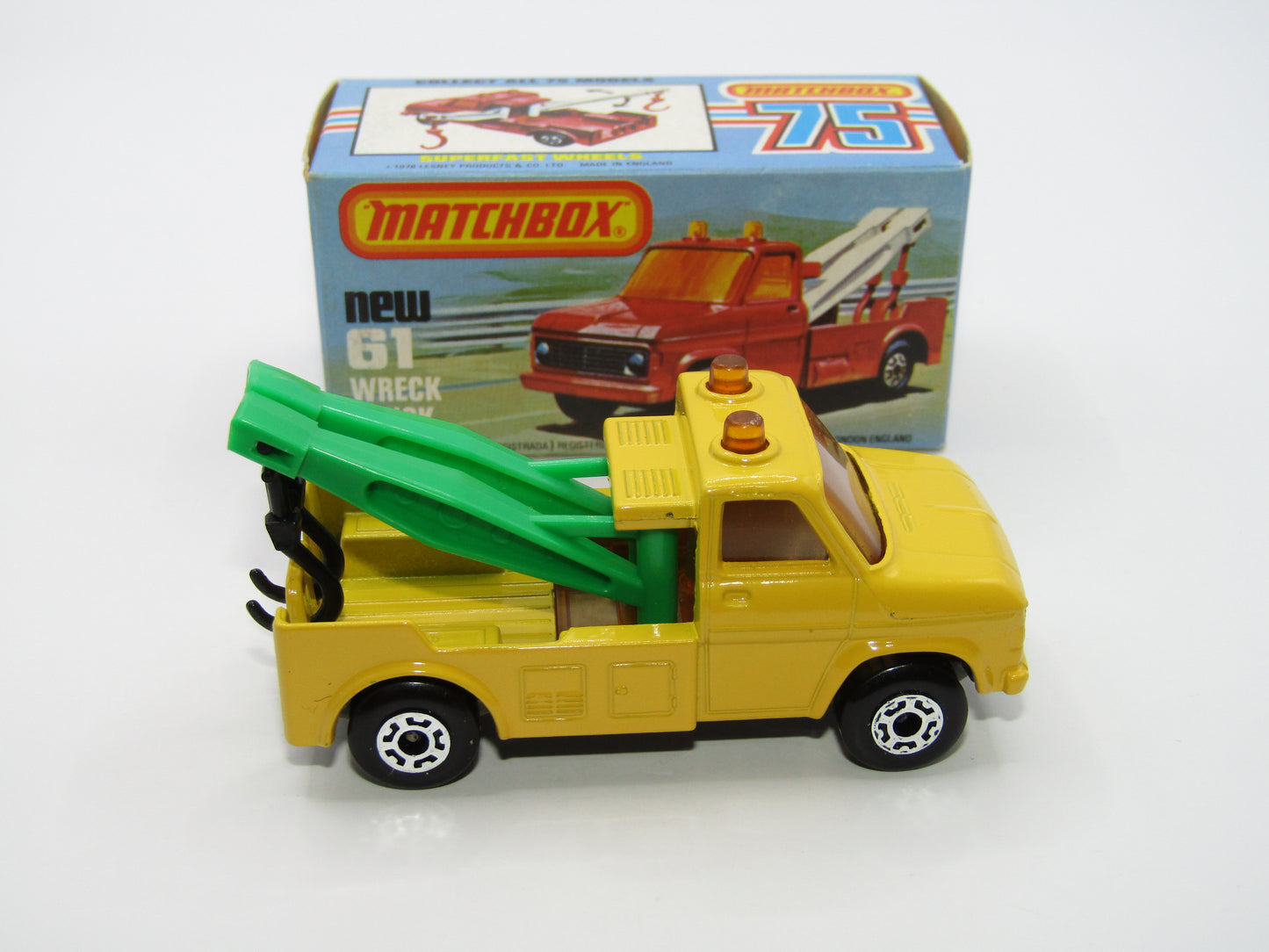 Matchbox Superfast 61B Wreck Truck GREEN Booms Black Hooks UNPAINTED Base