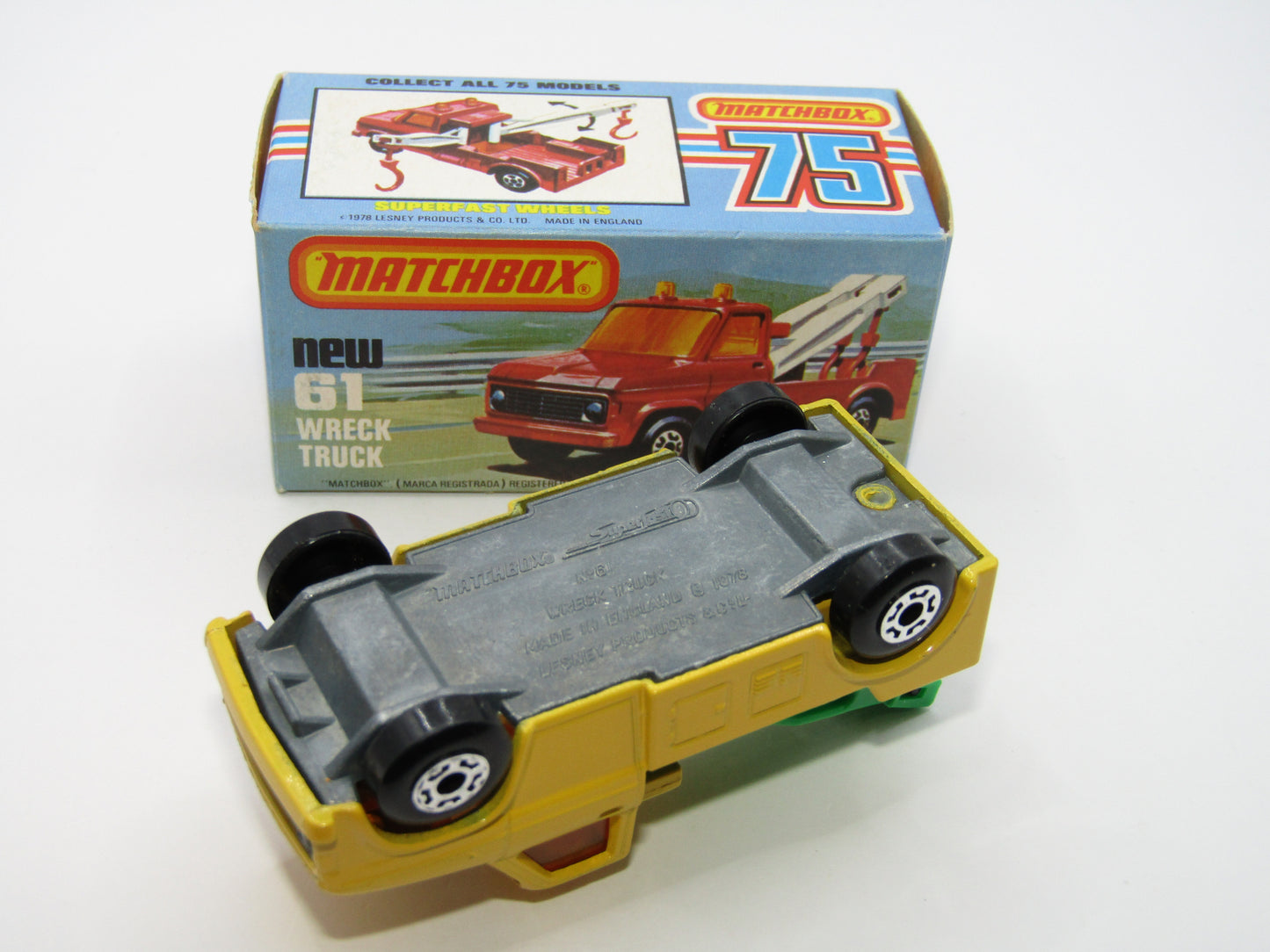 Matchbox Superfast 61B Wreck Truck GREEN Booms Black Hooks UNPAINTED Base