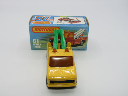 Matchbox Superfast 61B Wreck Truck GREEN Booms BLACK Hooks DARK AMBER Windows