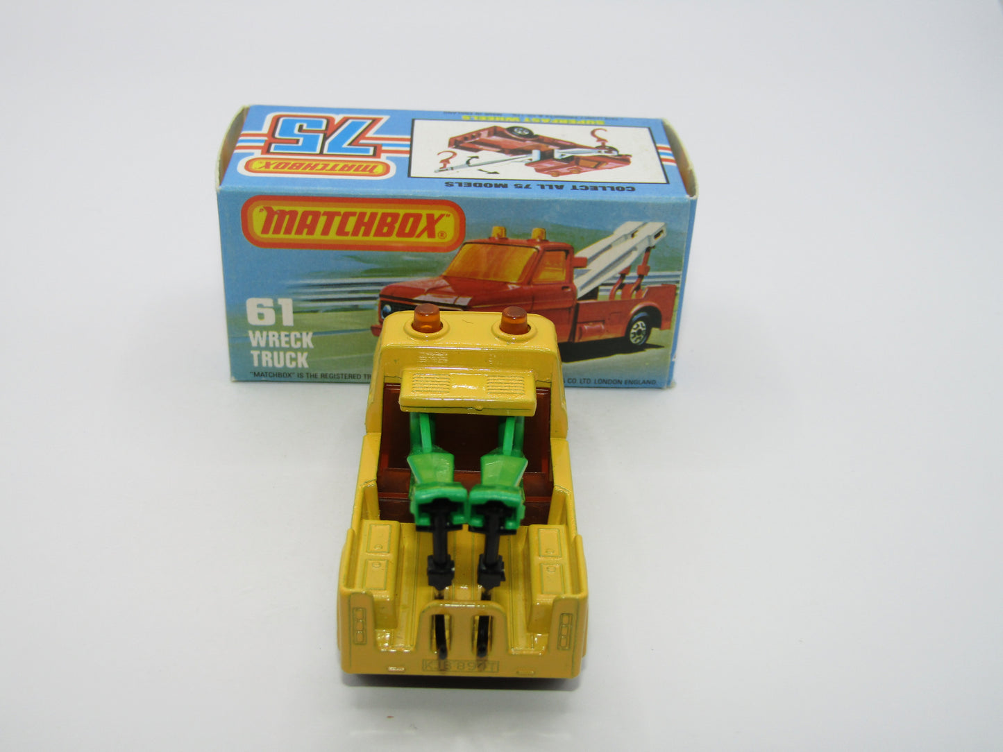 Matchbox Superfast 61B Wreck Truck GREEN Booms BLACK Hooks DARK AMBER Windows