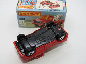 Matchbox Superfast 61B Wreck Truck White Booms Black Hooks Gloss Black Base