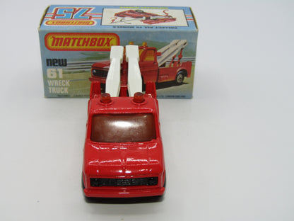 Matchbox Superfast 61B Wreck Truck White Booms Black Hooks Gloss Black Base