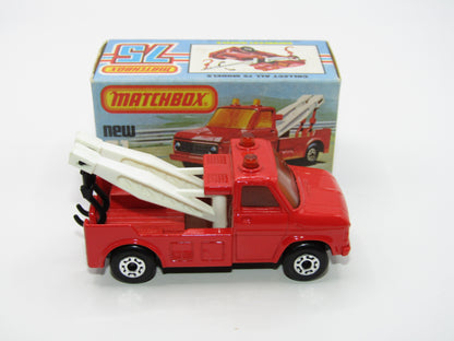 Matchbox Superfast 61B Wreck Truck White Booms Black Hooks Gloss Black Base