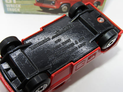 Matchbox Superfast 61B Wreck Truck White Booms Black Hooks Gloss Black Base