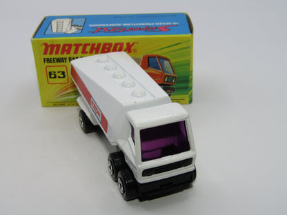 Matchbox Superfast 63B Freeway Gas Tanker EXXON all White 5 SPOKE Wheels