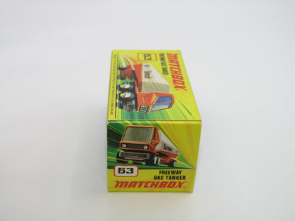 Matchbox Superfast 63B Freeway Gas Tanker EXXON all White 5 SPOKE Wheels