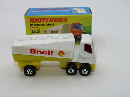 Matchbox Superfast 63B Freeway Gas Tanker Shell RED Windows Yellow Axle Clip