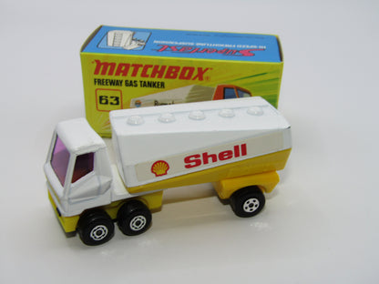 Matchbox Superfast 63B Freeway Gas Tanker Shell Purple Windows