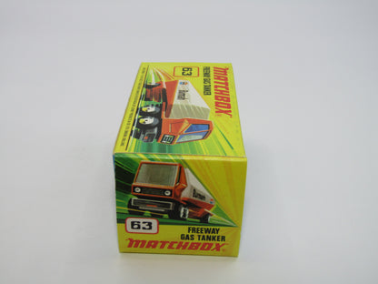 Matchbox Superfast 63B Freeway Gas Tanker Shell Purple Windows