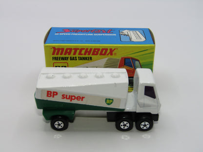 Matchbox Superfast 63B Freeway Gas Tanker BP Super 5 SPOKE Wheels