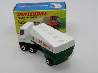Matchbox Superfast 63B Freeway Gas Tanker BP Super 5 SPOKE Wheels