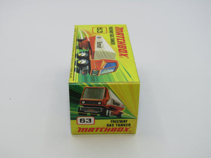 Matchbox Superfast 63B Freeway Gas Tanker BP Super 5 SPOKE Wheels
