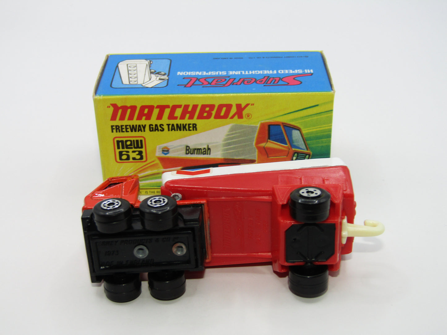 Matchbox Superfast 63B Freeway Gas Tanker - Chevron Labels Tow Hook