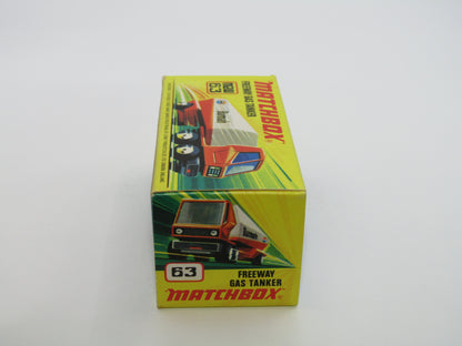 Matchbox Superfast 63B Freeway Gas Tanker - Chevron Labels Tow Hook