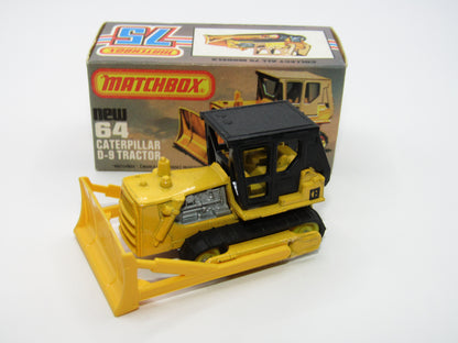 Matchbox Superfast 64D Caterpillar Bulldozer CAT Tampo SILVER BASE Yellow Shovel