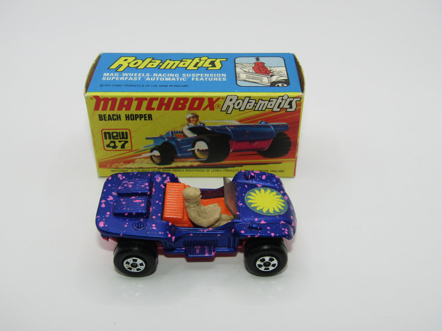 Matchbox Superfast 47B Beach Hopper with WINDSCREEN Light Pink Base