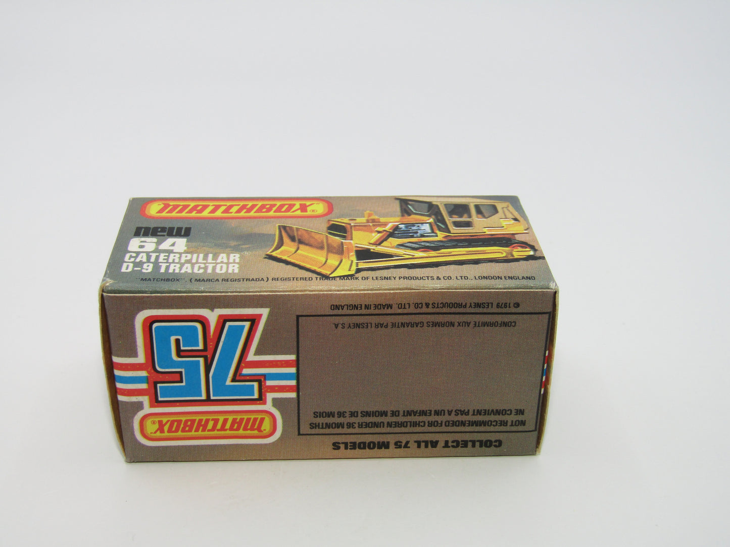 Matchbox Superfast 64D Caterpillar Bulldozer CAT Tampo SILVER BASE Yellow Shovel