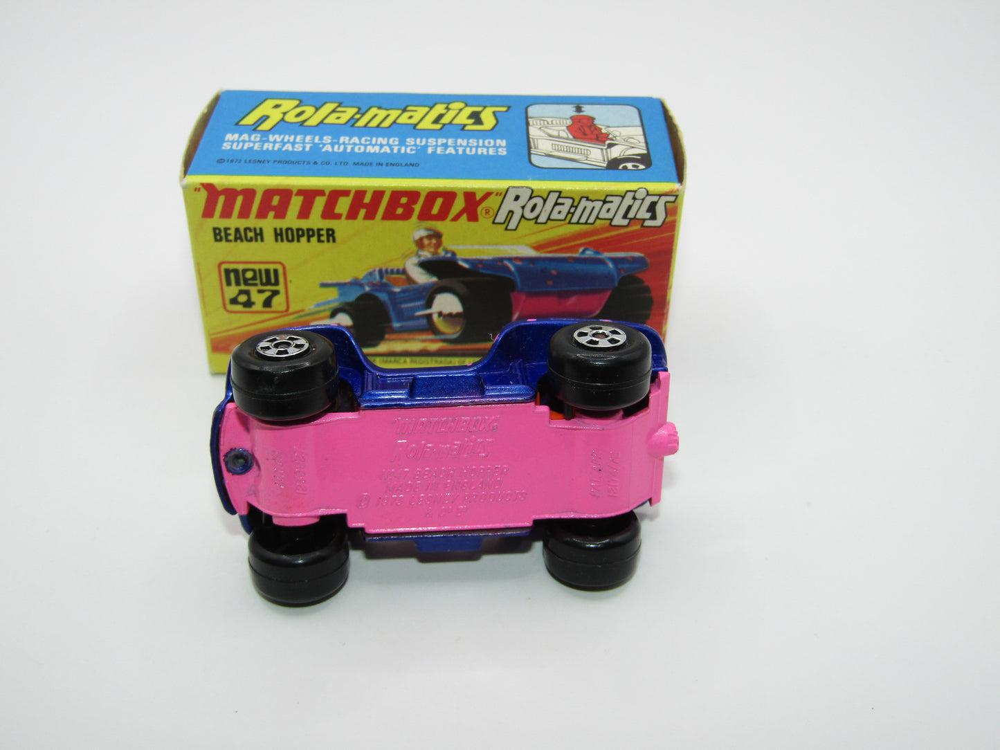 Matchbox Superfast 47B Beach Hopper with WINDSCREEN Light Pink Base