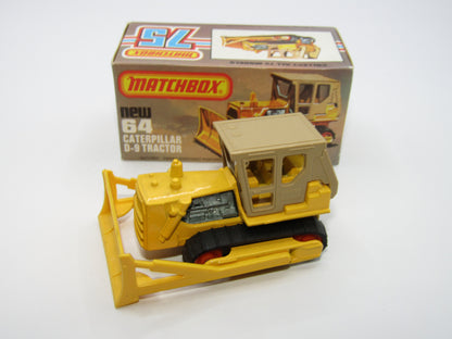 Matchbox Superfast 64D Caterpillar Bulldozer Yellow ORANGE Rollers Tan Roof