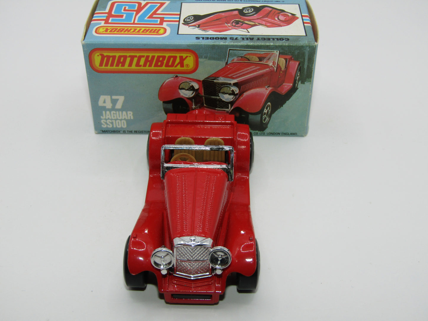 Matchbox Superfast 47D SS100 Jaguar Black Plastic Base