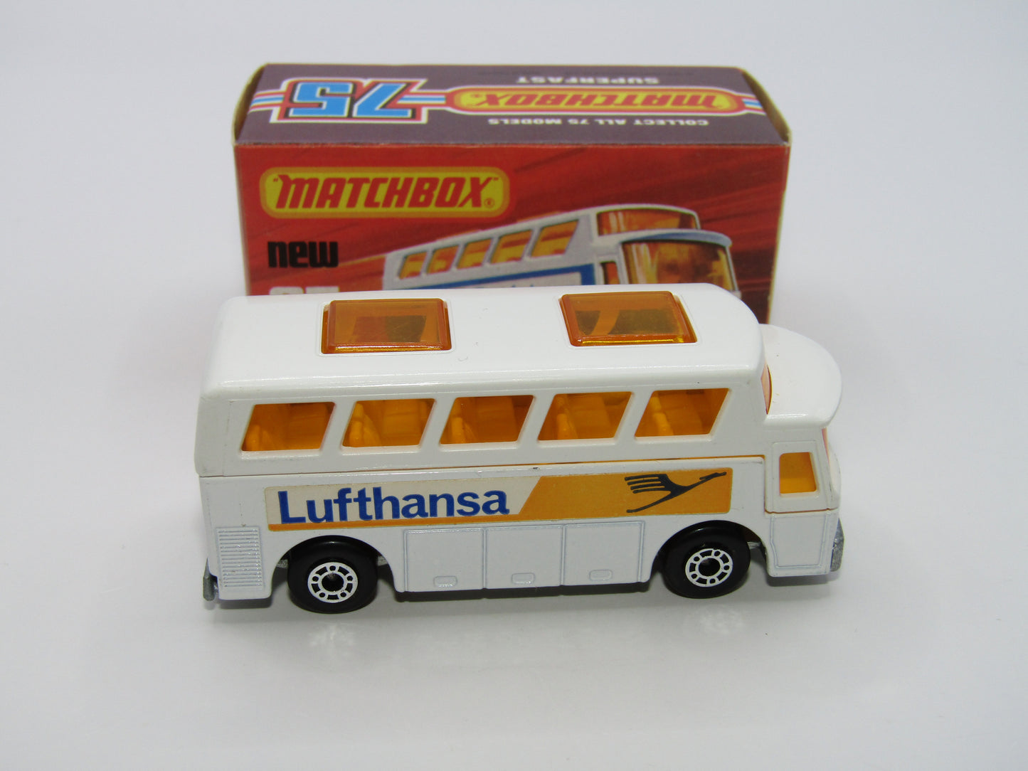 Matchbox Superfast 65B Airport Coach White Body Lufthansa UNPAINTED Base