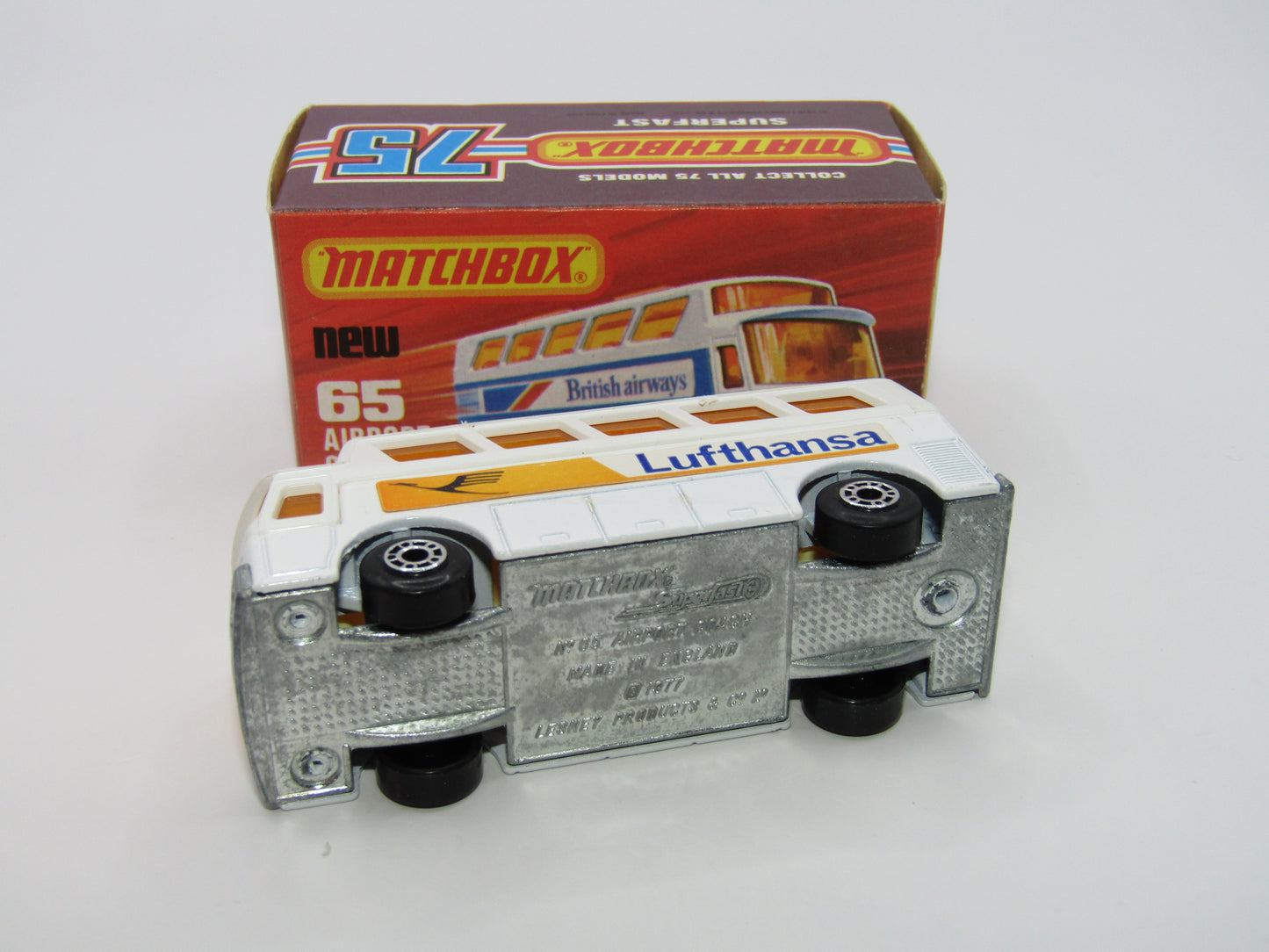 Matchbox Superfast 65B Airport Coach White Body Lufthansa UNPAINTED Base