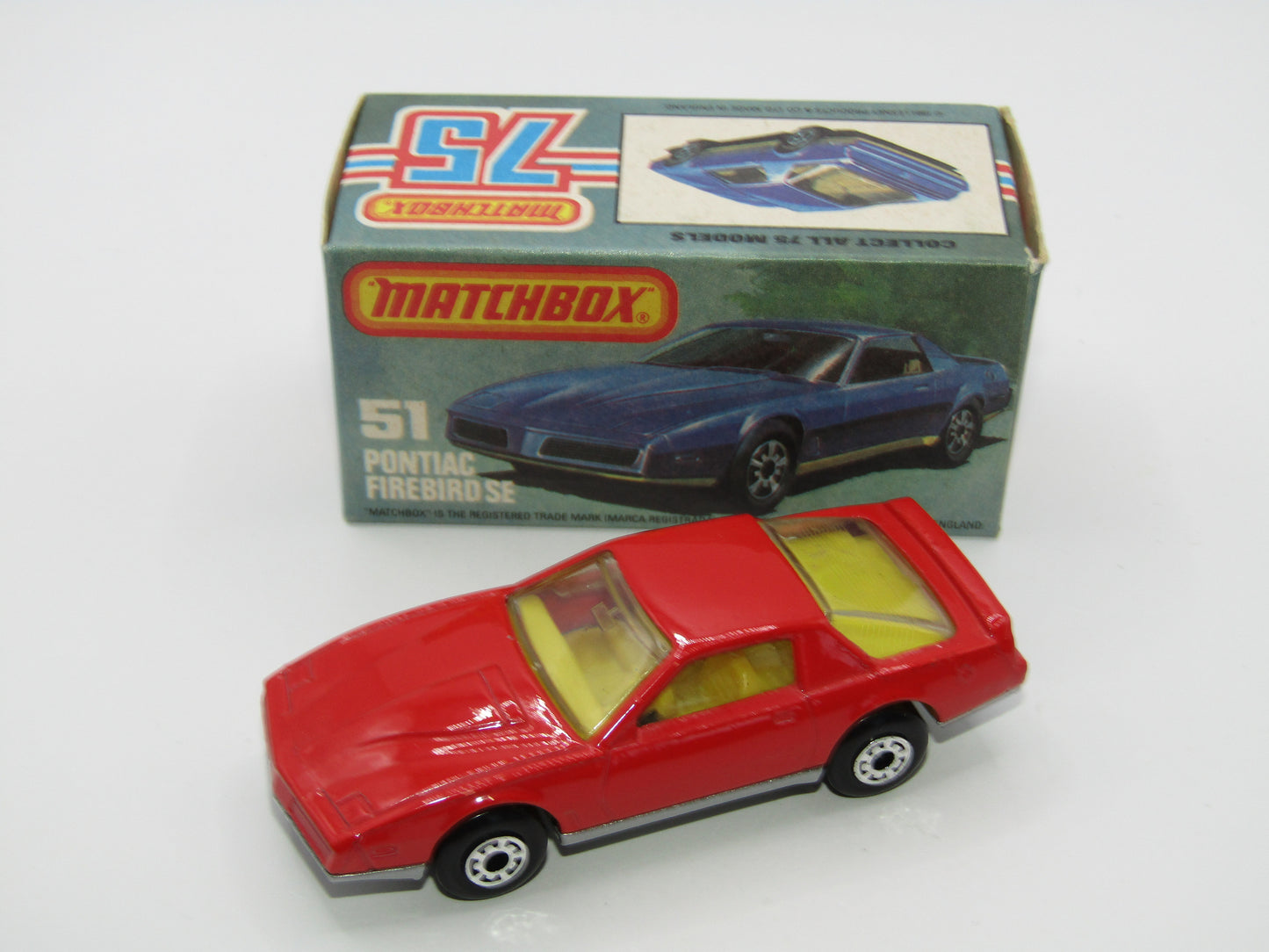 Matchbox Superfast 51D Pontiac Firebird SE YELLOW Interior