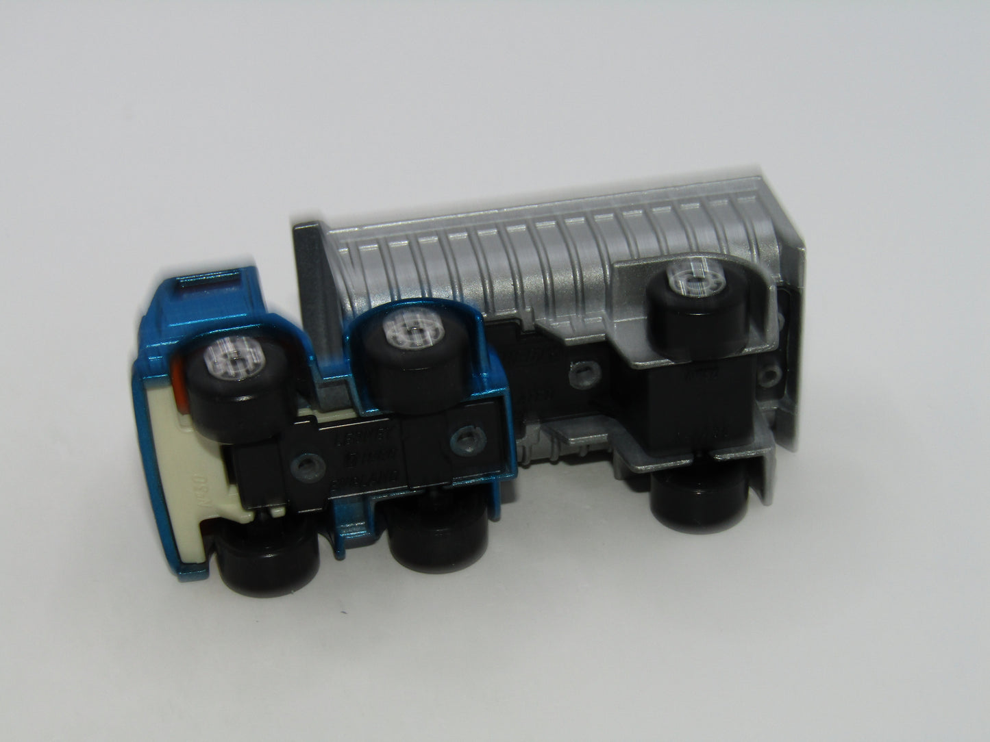 Matchbox Superfast 30D Articulated Truck Metallic Blue AMBER Windows